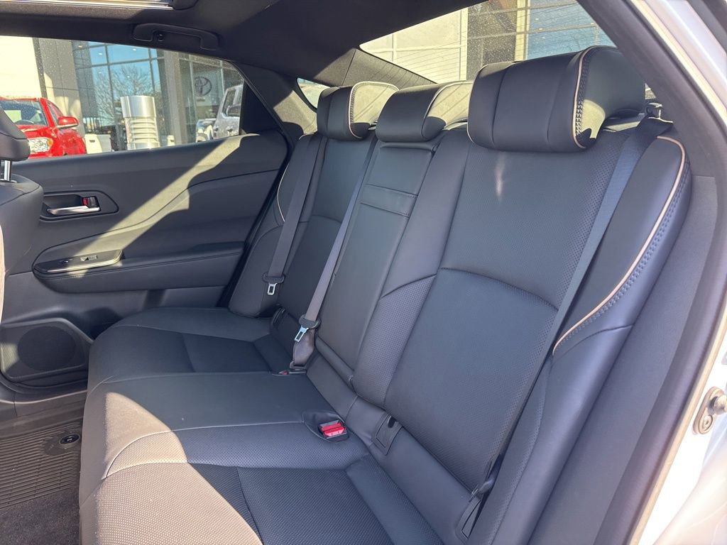 Used 2023 Toyota Crown Platinum image 23