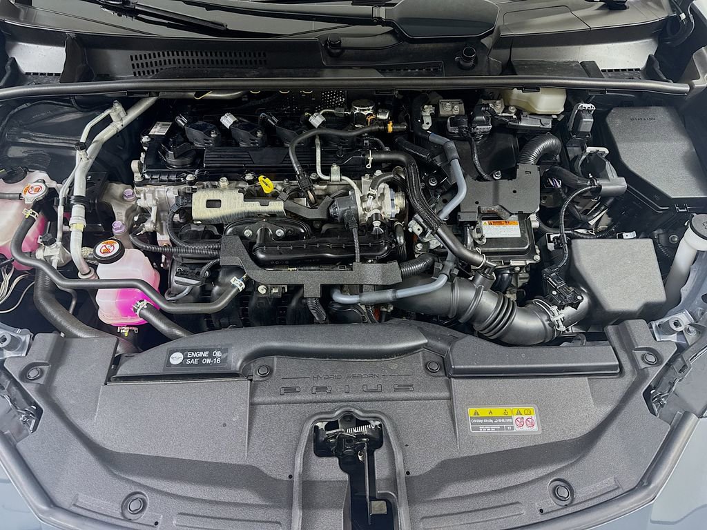 Used 2023 Toyota Prius XLE image 29