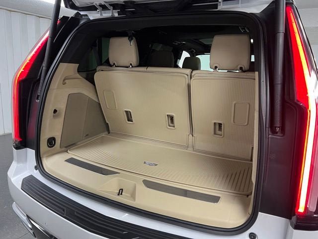 Certified 2024 Cadillac Escalade Premium Luxury w/ Performance Package AWD/4WD image 20