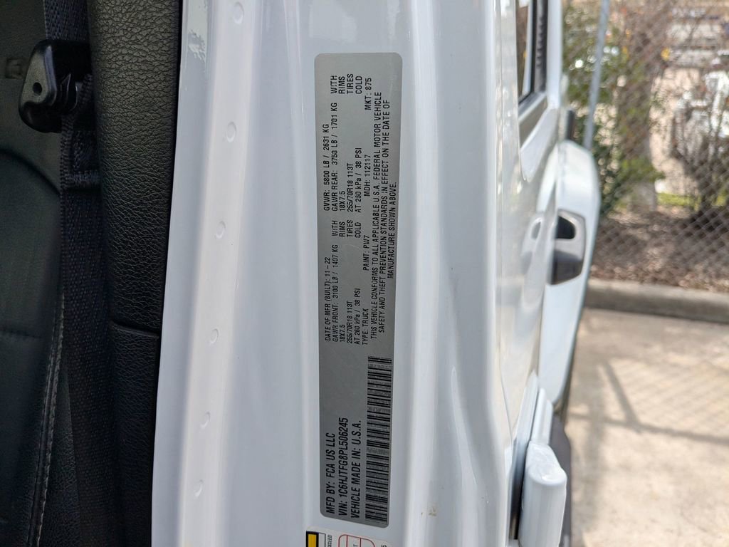 Used 2023 Jeep Gladiator Overland w/ Popular Equipment Package image 14