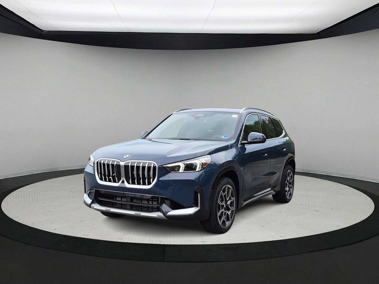 New 2027 BMW X1 xDrive28i AWD/4WD image 4