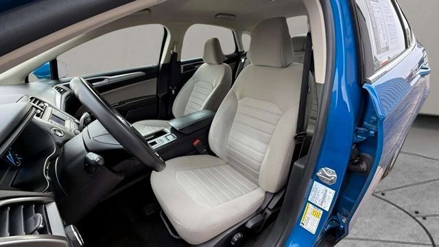 Used 2020 Ford Fusion S image 20