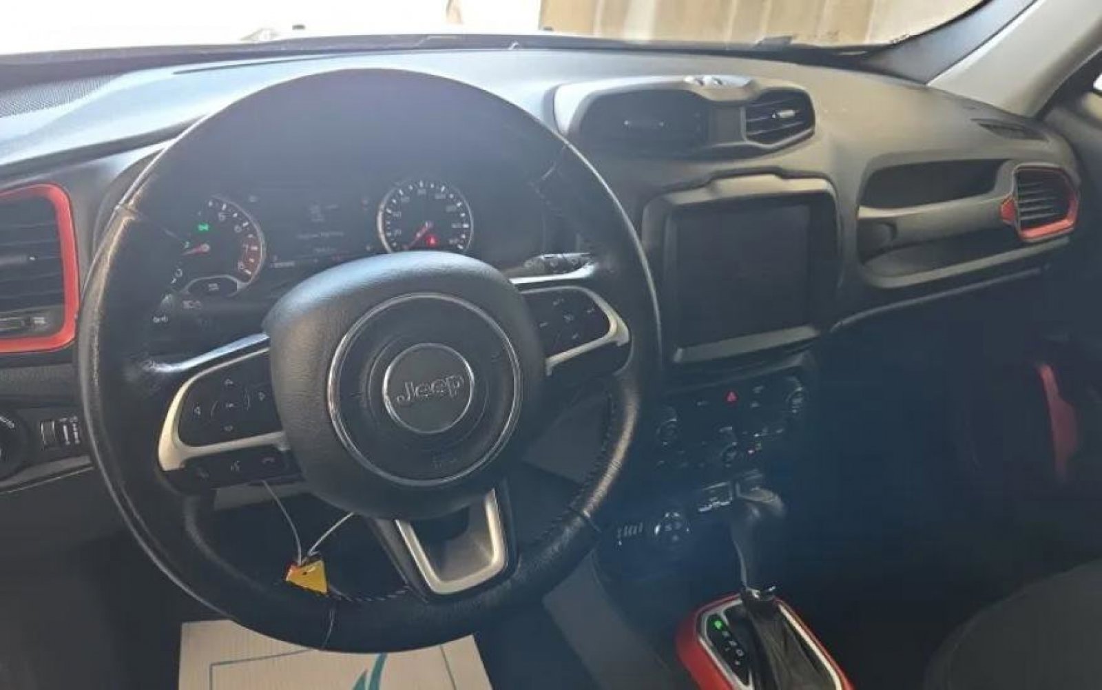 Used 2021 Jeep Renegade Trailhawk image 8