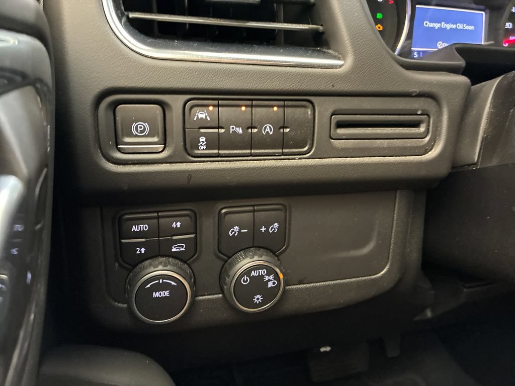 Used 2023 Chevrolet Suburban LS w/ Driver Alert Package AWD/4WD image 27