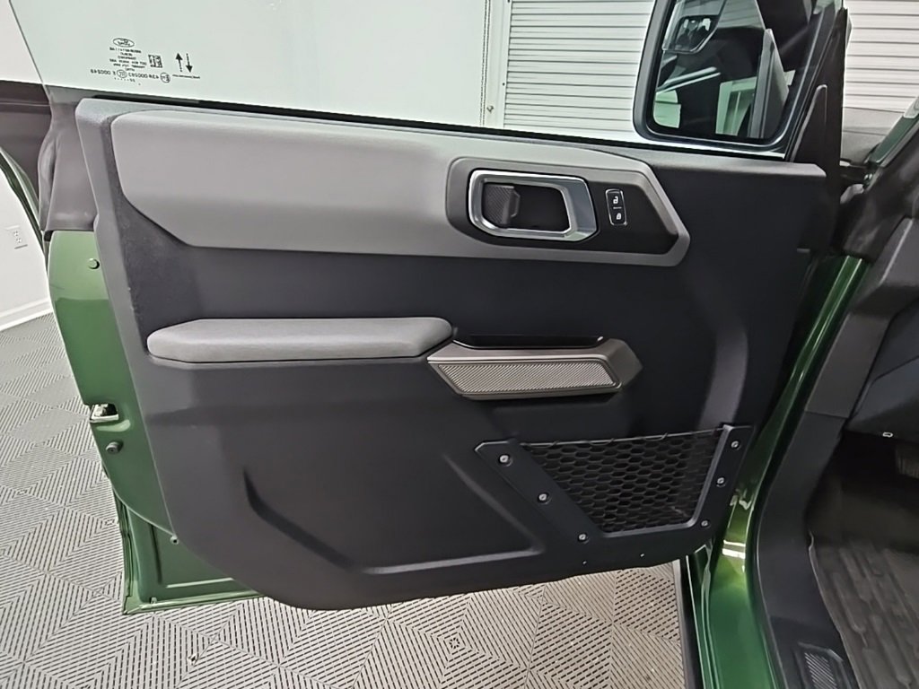 Used 2022 Ford Bronco Black Diamond image 31