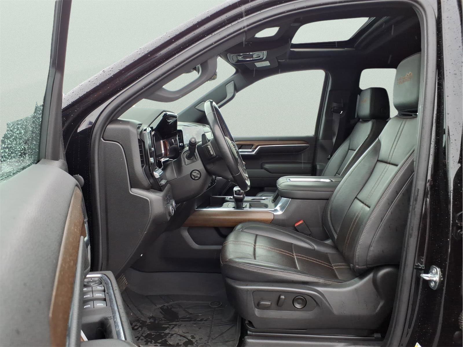 Certified 2022 Chevrolet Silverado 1500 High Country w/ High Country Premium Package image 18