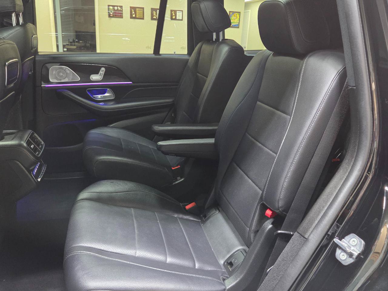 Used 2020 Mercedes-Benz GLS 450 4MATIC image 18