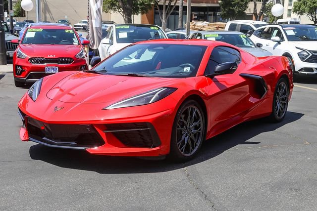 Used 2025 Chevrolet Corvette Stingray Preferred Cpe w/ Battery Protection Package RWD image 5