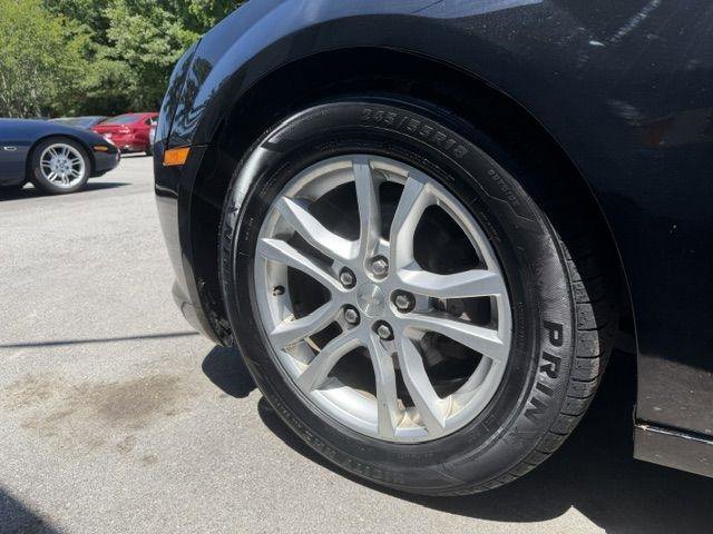 Used 2015 Chevrolet Camaro LT RWD image 20