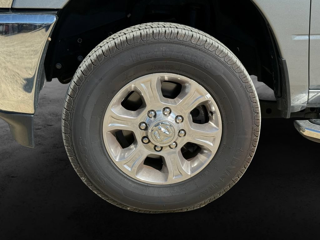 Used 2024 RAM 3500 Big Horn AWD/4WD image 13