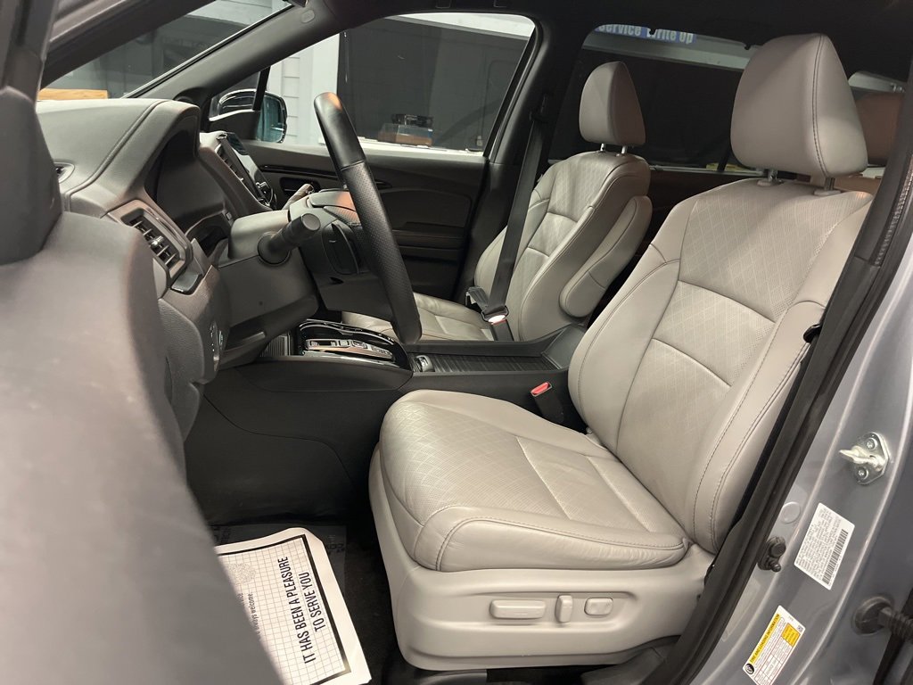 Used 2023 Honda Passport Elite image 11