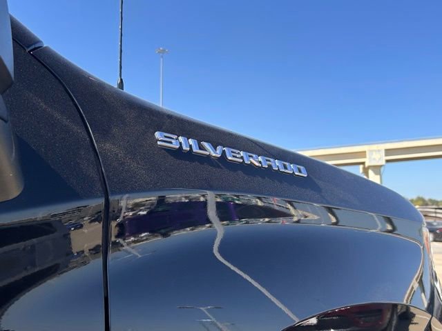 Used 2023 Chevrolet Silverado 1500 LT RWD image 12