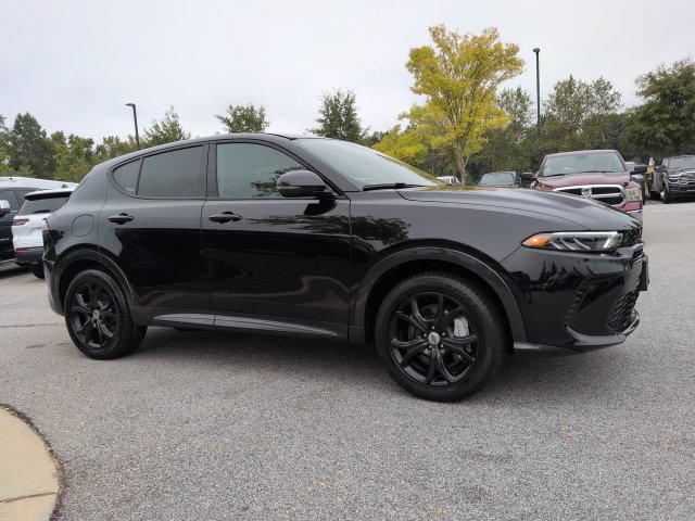 Used 2024 Dodge Hornet R/T Plus w/ R/T Blacktop Package AWD/4WD image 2
