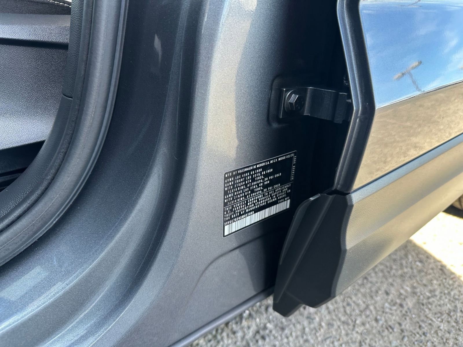 Used 2025 Volkswagen Taos SE image 30