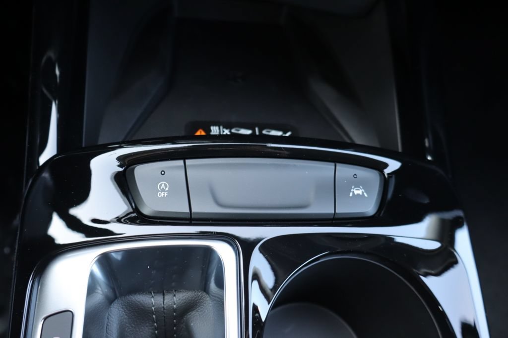 New 2026 Chevrolet Trax ACTIV w/ Sunroof Package FWD image 10