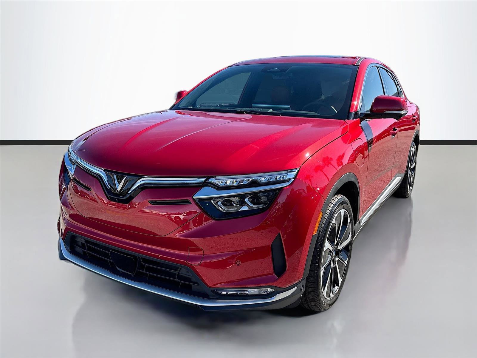 New 2025 VinFast VF 8 Plus image 3