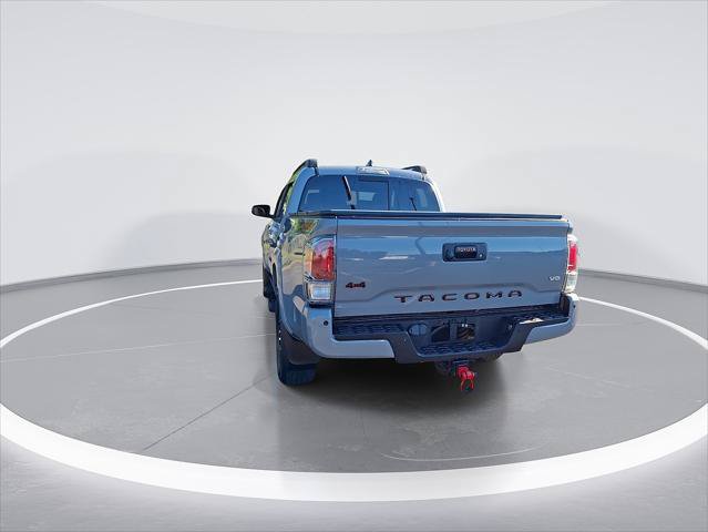 Certified 2020 Toyota Tacoma TRD Sport w/ TRD Premium Sport Package AWD/4WD image 9
