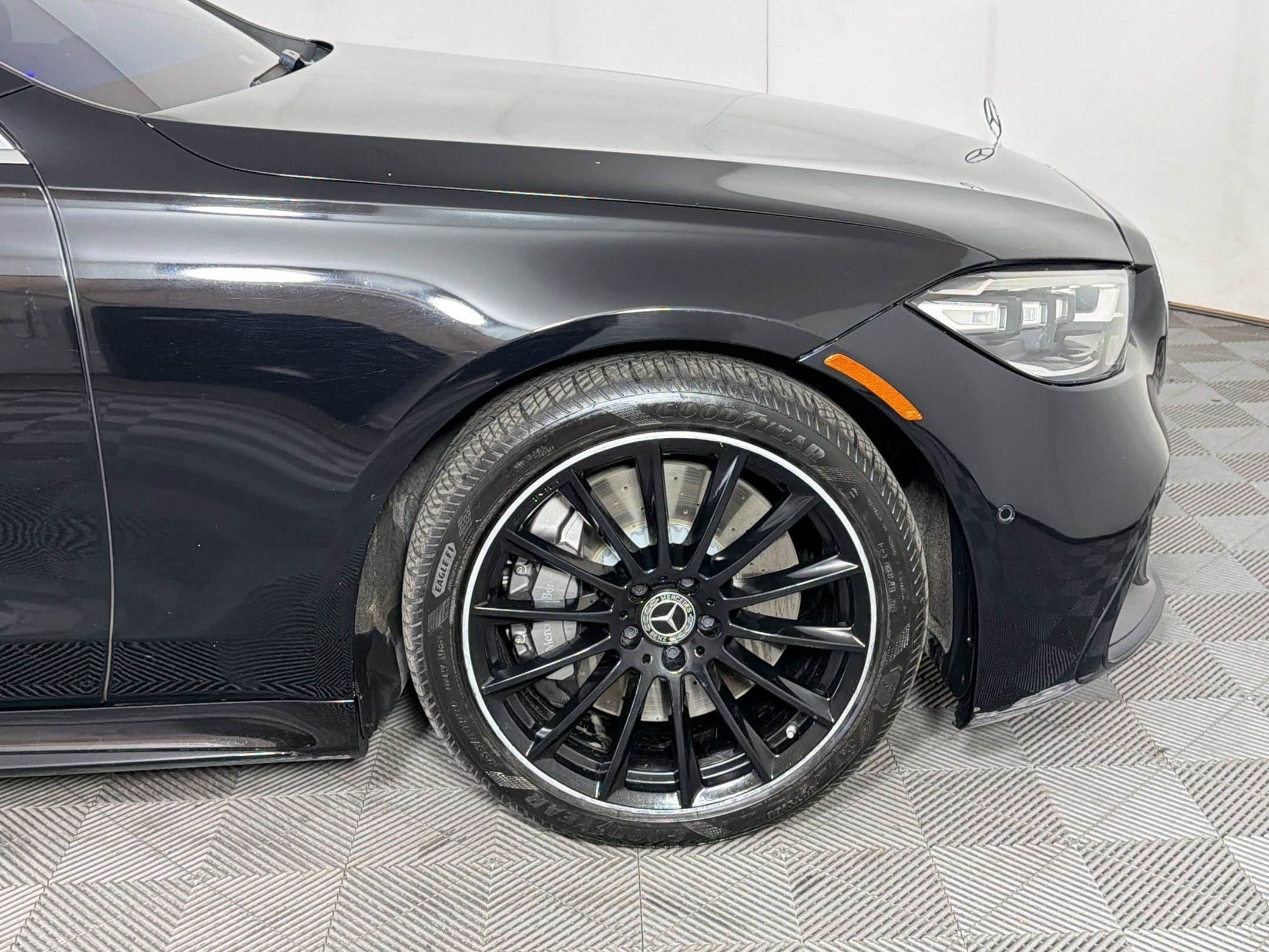 Certified 2022 Mercedes-Benz S 500 4MATIC image 11