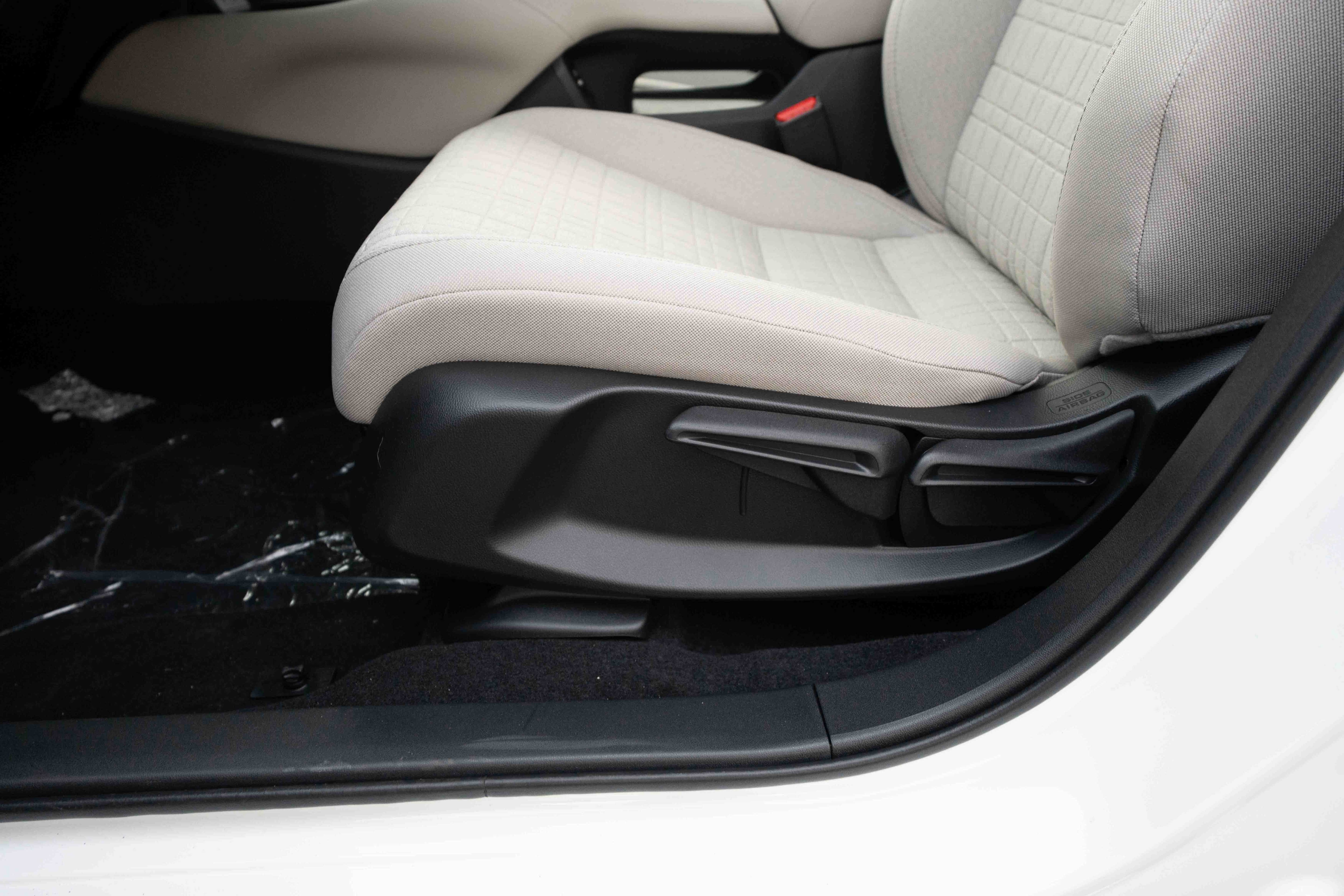 New 2026 Honda HR-V LX image 12