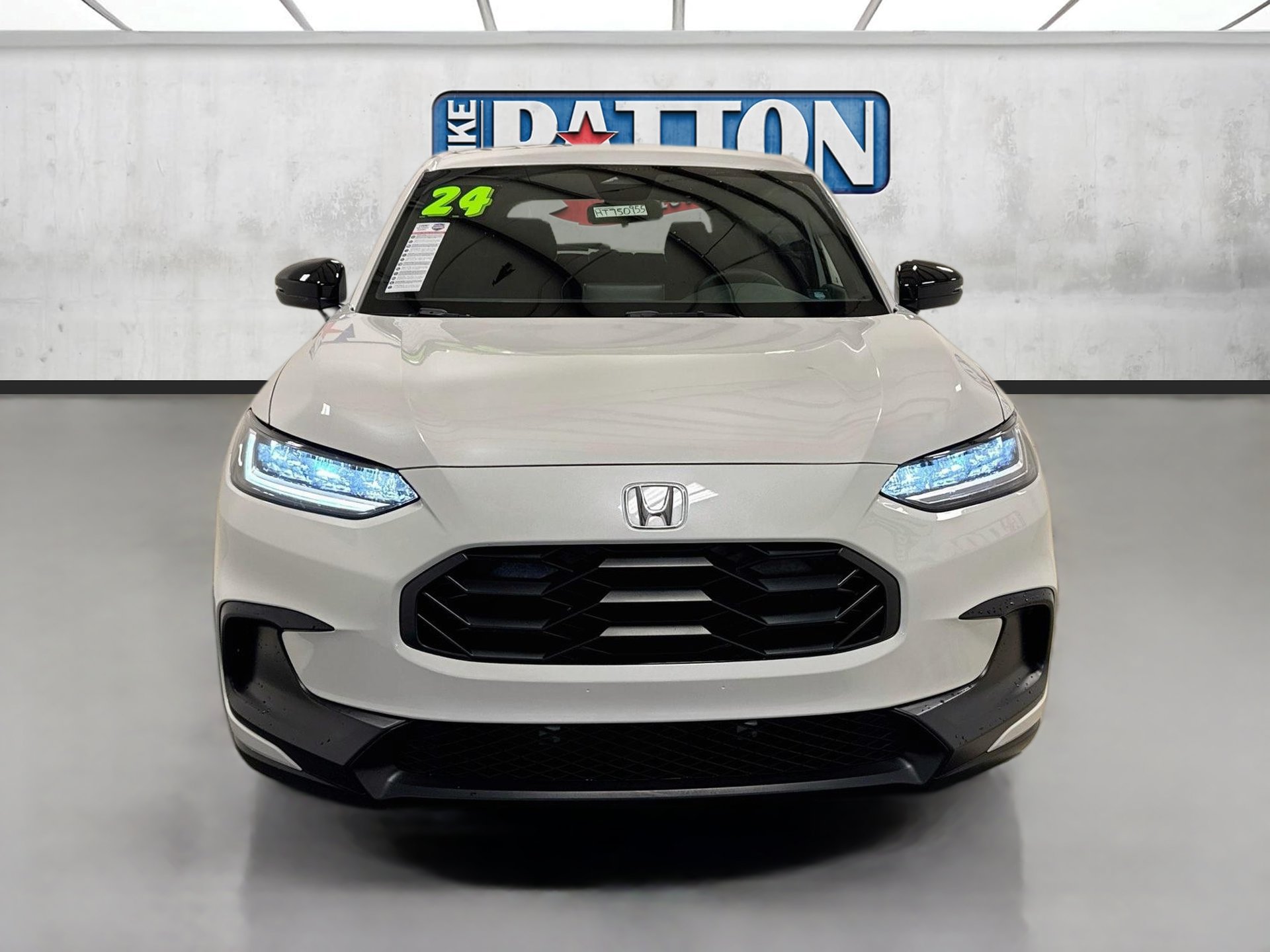 Used 2024 Honda HR-V Sport image 2