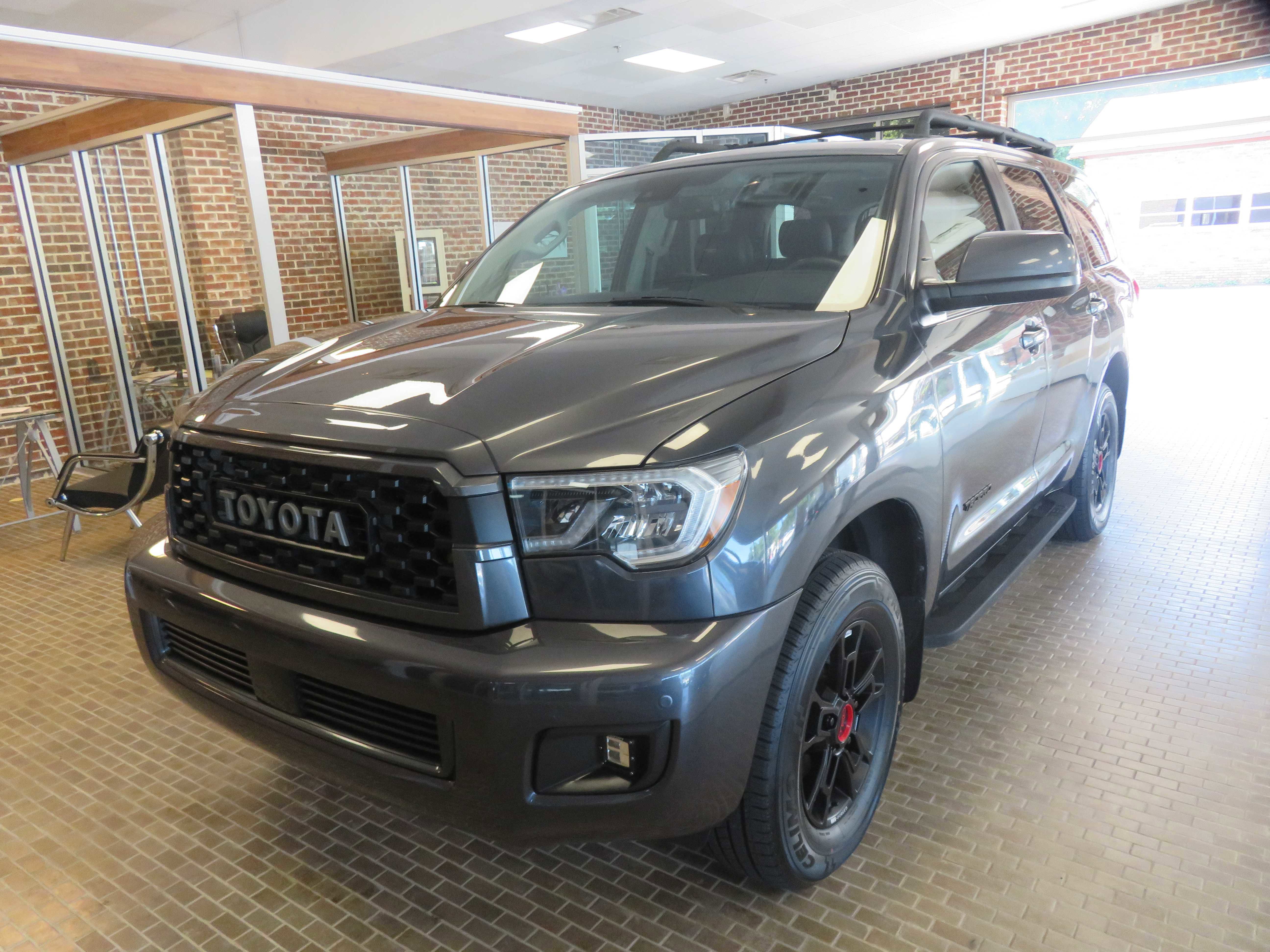 Used 2021 Toyota Sequoia TRD Pro AWD/4WD image 97