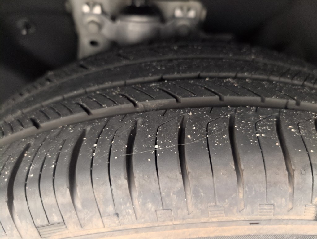 Used 2026 Ford Explorer Active RWD image 15