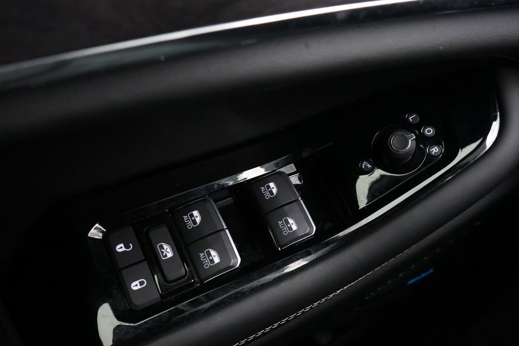 Used 2024 Jeep Grand Cherokee Overland image 33