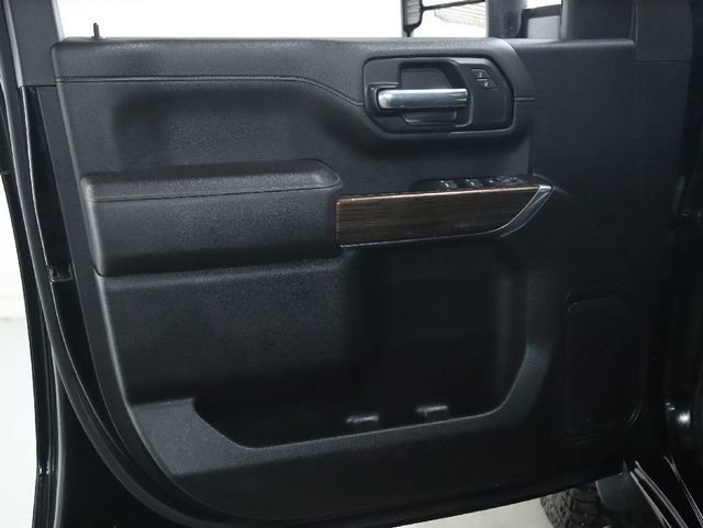 Used 2022 Chevrolet Silverado 2500 LT w/ Convenience Package image 21