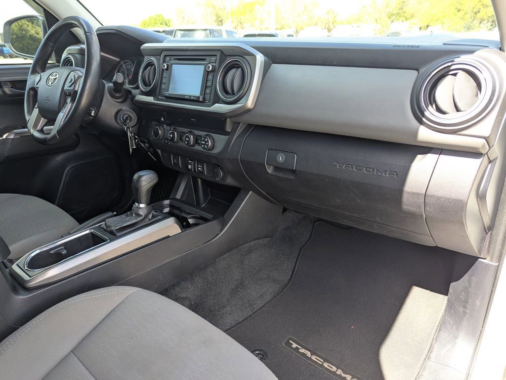 Used 2019 Toyota Tacoma SR5 image 9
