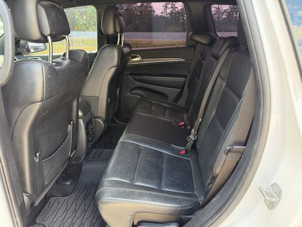 Used 2017 Jeep Grand Cherokee Limited RWD image 13
