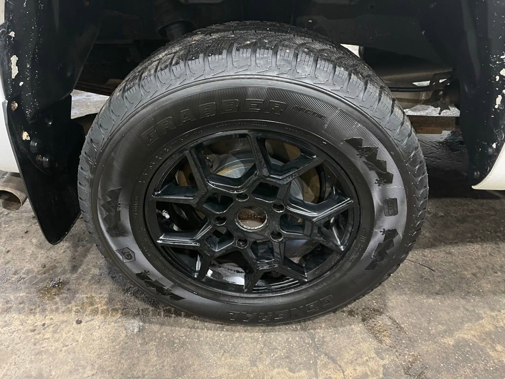 Used 2015 Toyota Tundra SR image 34