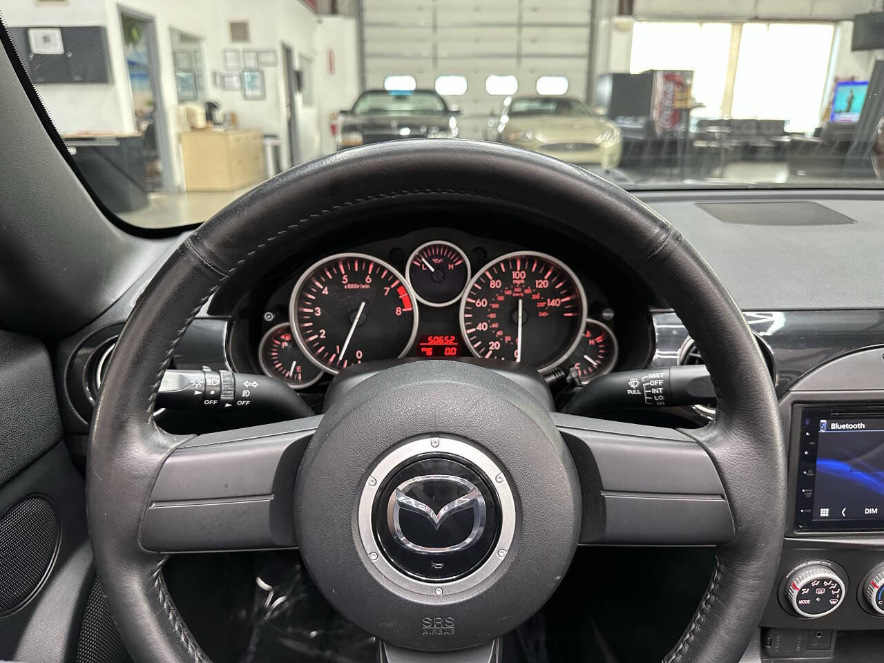 Used 2014 MAZDA MX-5 Miata Sport image 18