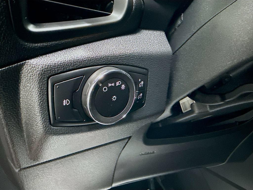 Used 2020 Ford EcoSport SE w/ SE Convenience Package FWD image 11