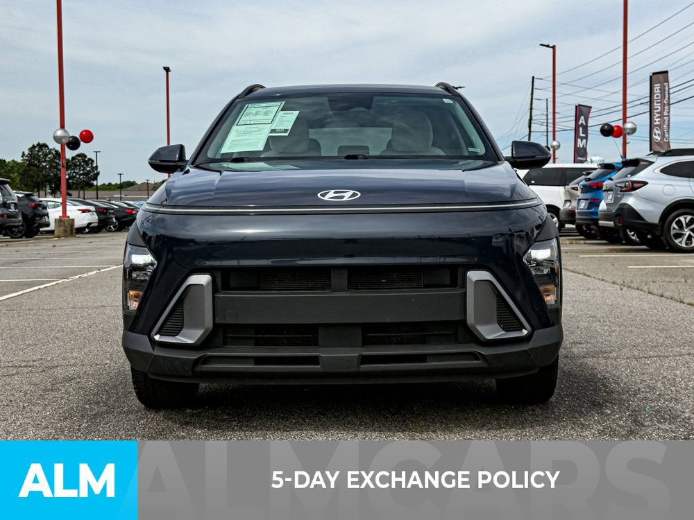 Used 2024 Hyundai Kona SEL image 3
