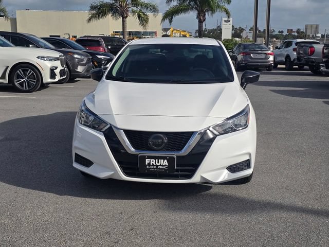 Used 2020 Nissan Versa S FWD image 3