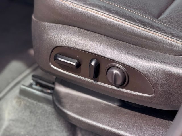 Used 2019 Chevrolet Traverse LT AWD/4WD image 6