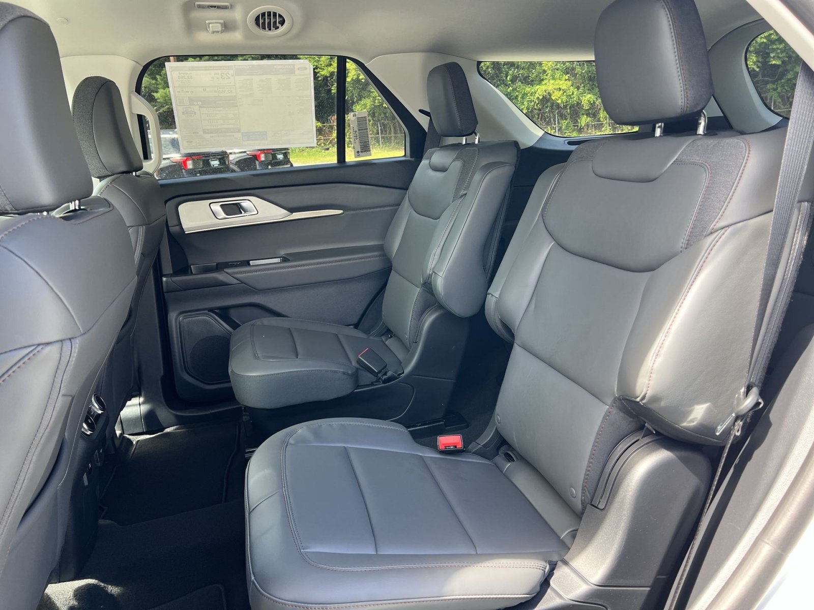 New 2026 Ford Explorer Active w/ Active Comfort Package AWD/4WD image 24