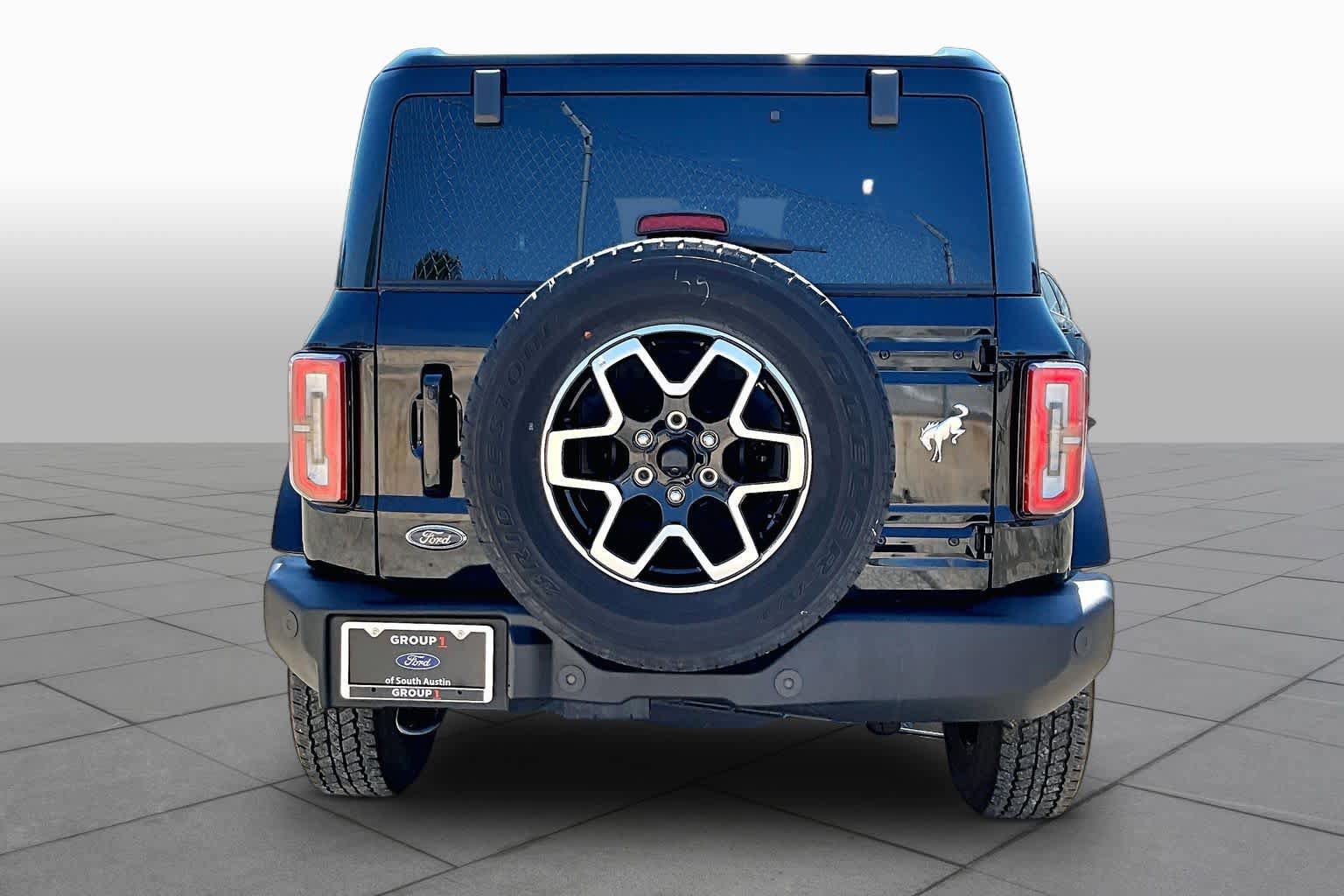 Used 2025 Ford Bronco Outer Banks AWD/4WD image 5