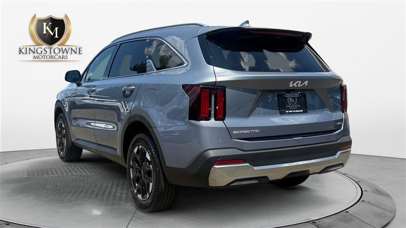 Used 2025 Kia Sorento S w/ Panoramic Sunroof Package AWD/4WD image 3