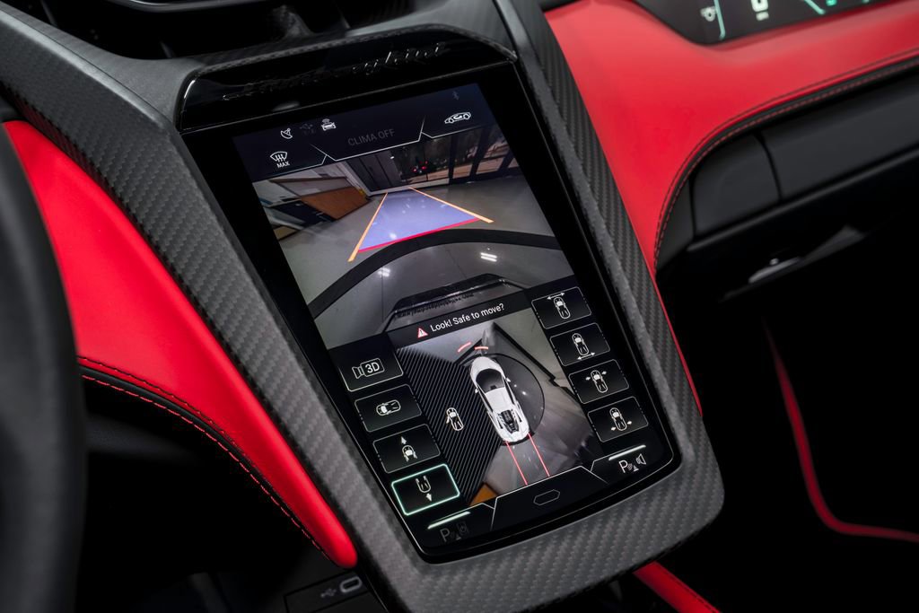 Used 2024 Lamborghini Revuelto image 26