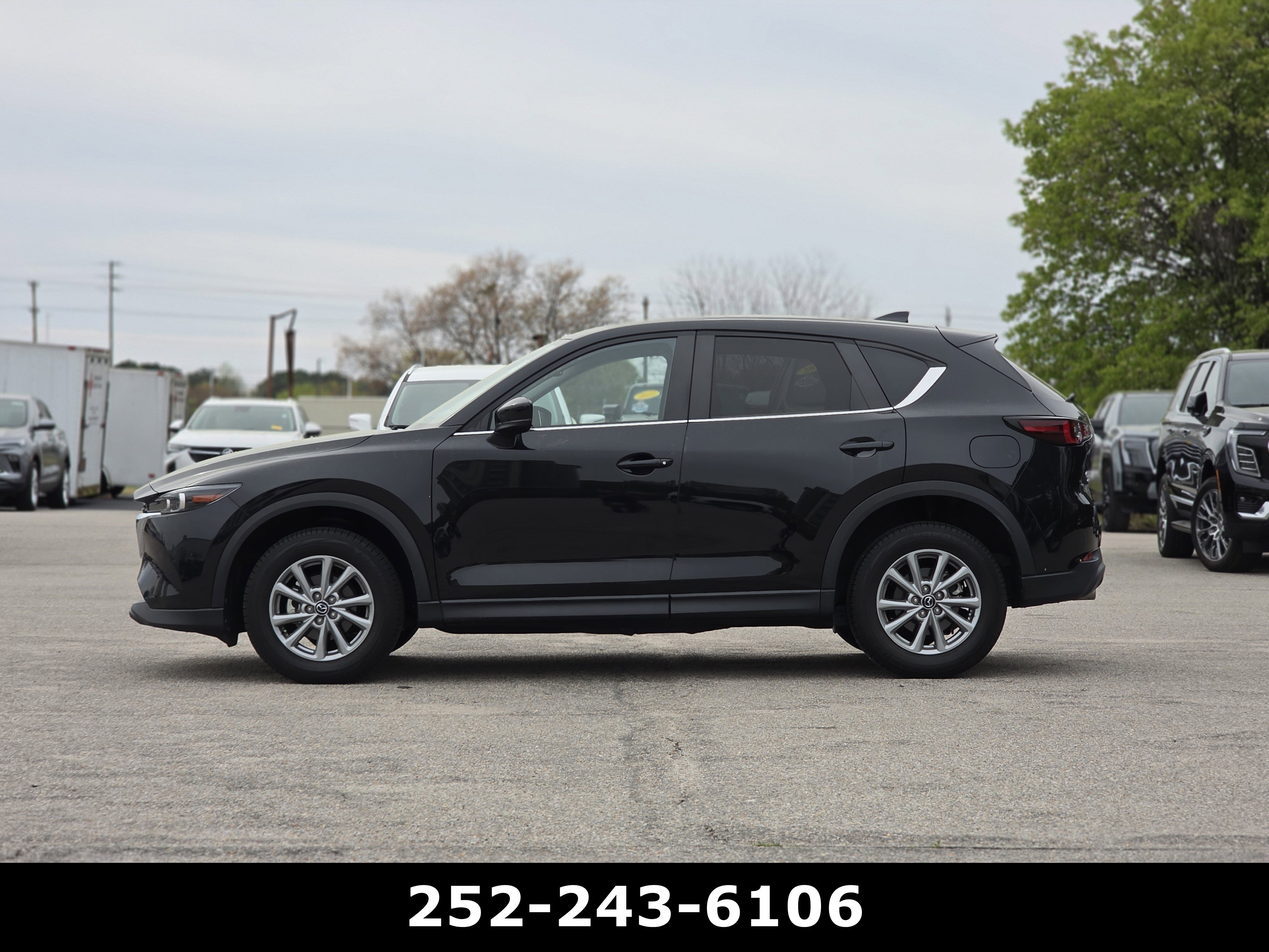 Used 2023 MAZDA CX-5 AWD 2.5 S w/ Preferred Package image 4