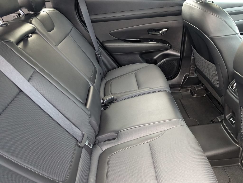 Used 2025 Hyundai Tucson Limited AWD/4WD image 33