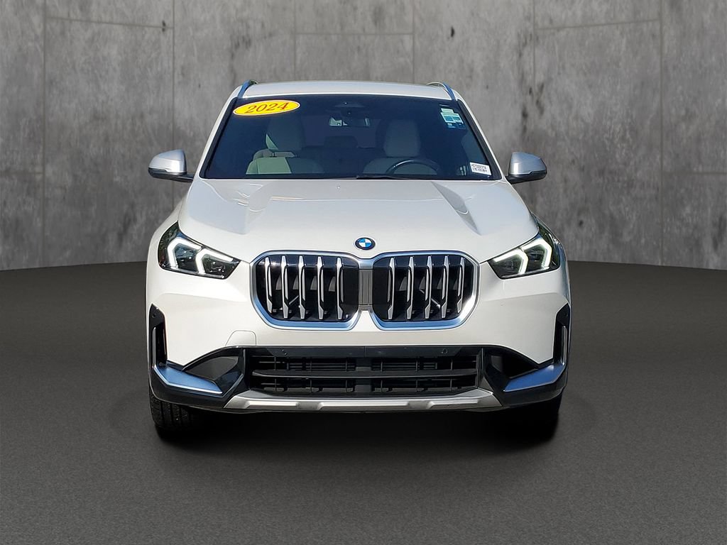 Used 2024 BMW X1 xDrive28i w/ Convenience Package AWD/4WD image 2