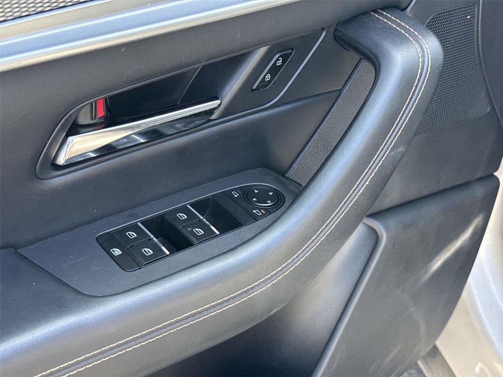 Used 2024 MAZDA CX-90 3.3 Turbo w/ Preferred Plus image 22