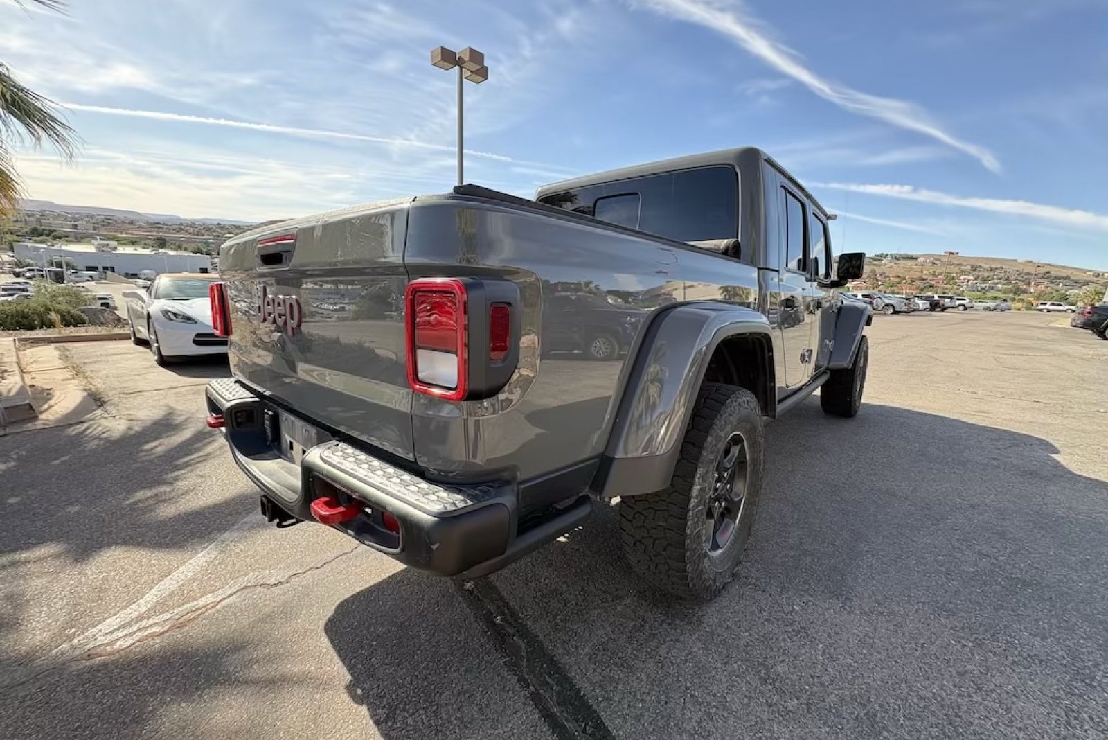 Used 2023 Jeep Gladiator Rubicon w/ Trailer Tow Package AWD/4WD image 5