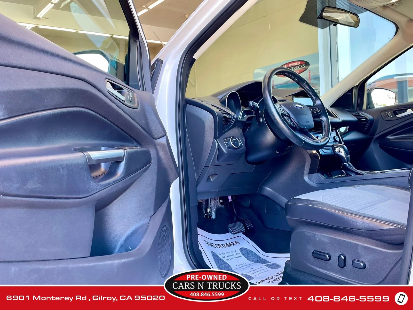 Used 2019 Ford Escape SE image 7