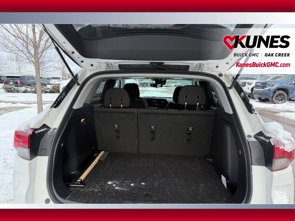 Used 2025 Chevrolet TrailBlazer LT image 8