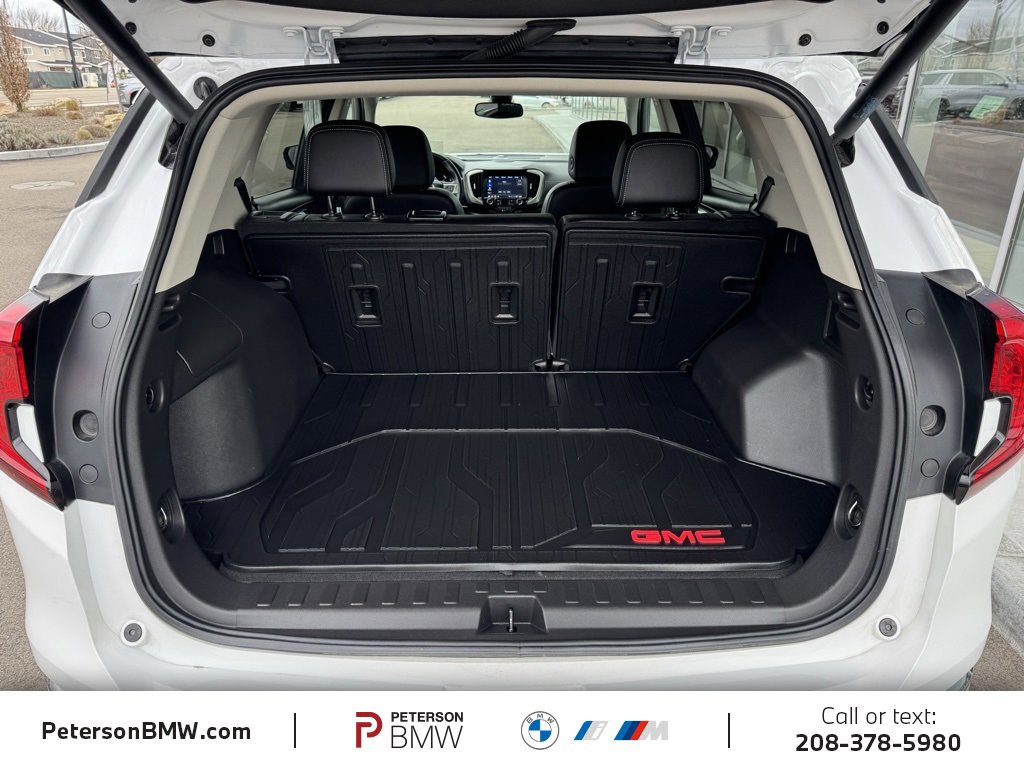 Used 2022 GMC Terrain Denali image 6