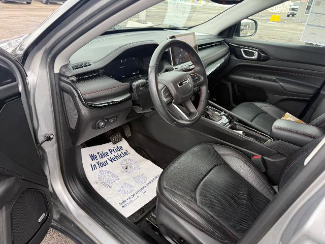 Used 2022 Jeep Compass Trailhawk w/ Trailhawk Elite Group image 4