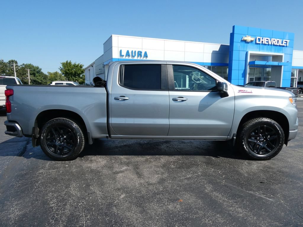 Certified 2024 Chevrolet Silverado 1500 RST AWD/4WD image 5